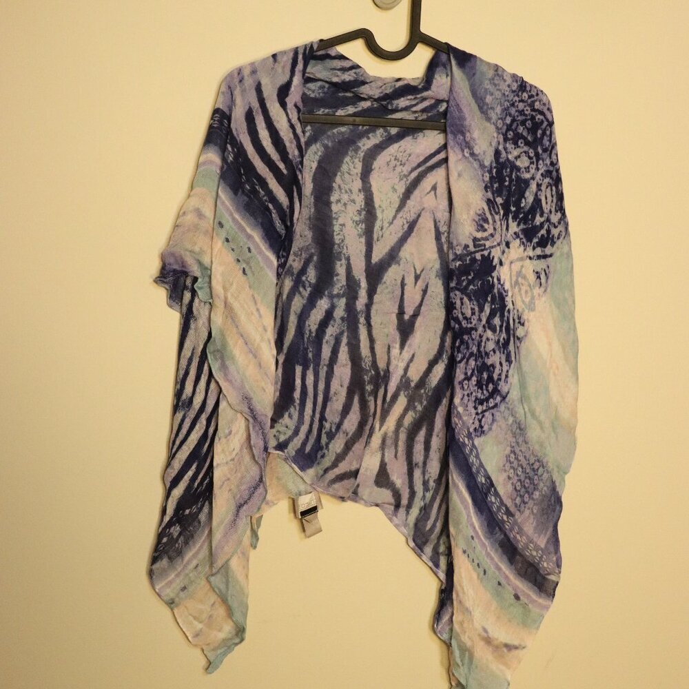Chico scarf white, blue, and purple lightweight summer scarf with animal print - Picture 4 of 5
